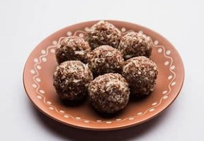 Halim Seeds Laddo: A Sweet, Healthy Treat Youβll Love
