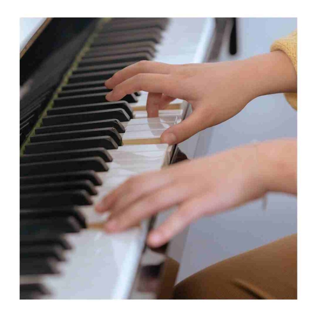Best Piano Lessons Online For Free: List of Top 10 - EnthuZiastic